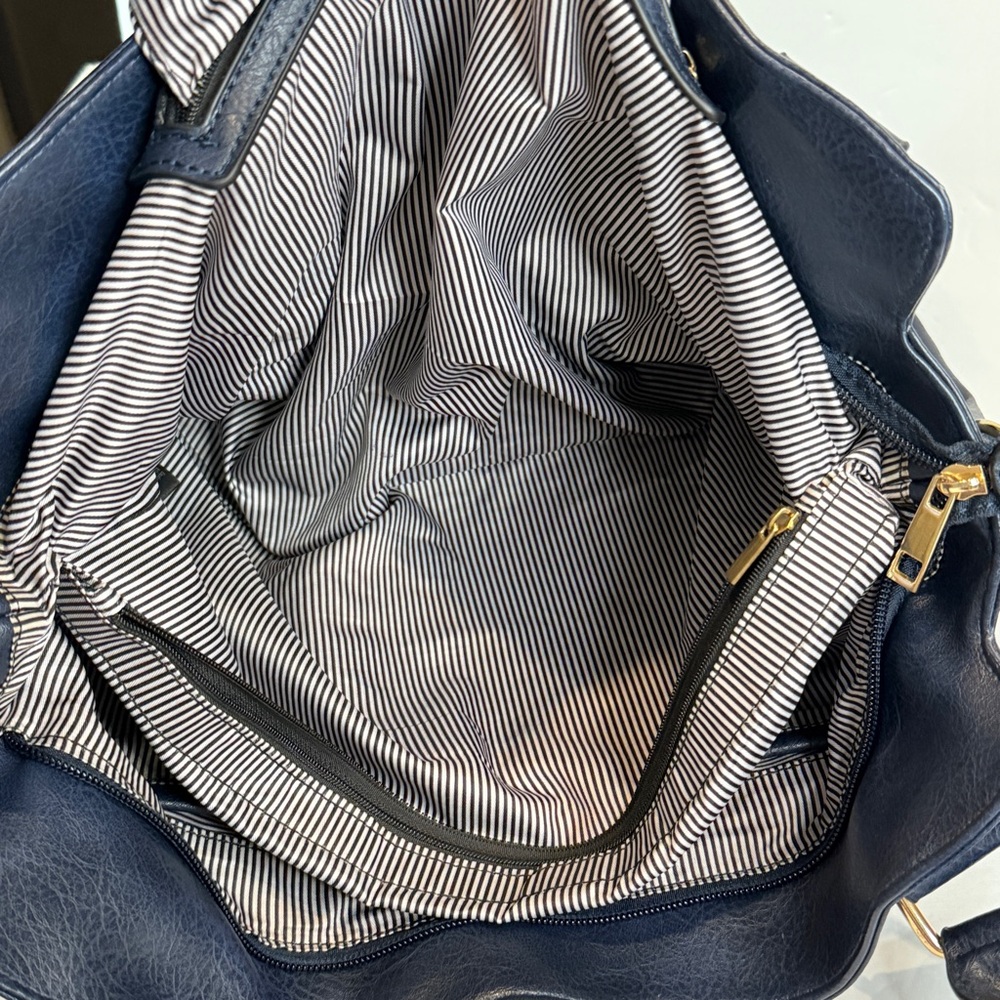 Navy Blue Faux Leather Rummy Tote Bag – Multi-Pocket 💙 Soft Inside & Outside - Picture 4 of 16